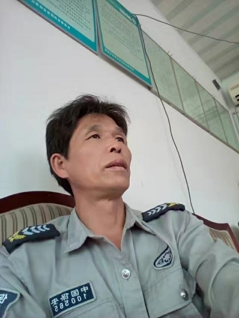 卧窗听雨的第一张照片--建瓯相亲网