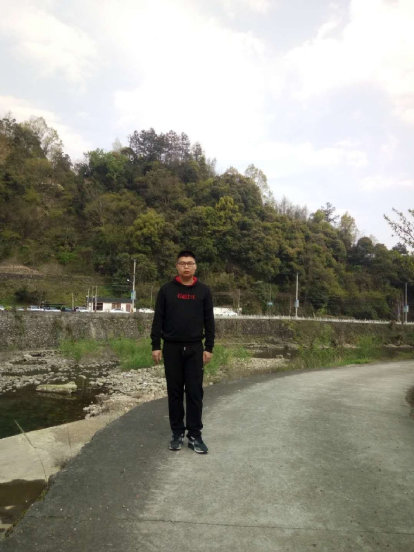 等着上钩的鱼的第一张照片--建瓯相亲网