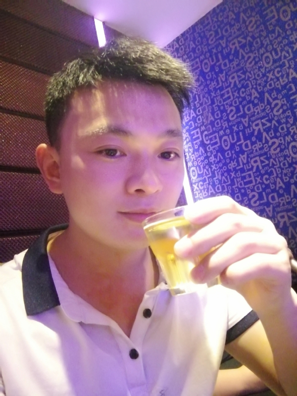 幸福的拥抱的第一张照片--建瓯相亲网