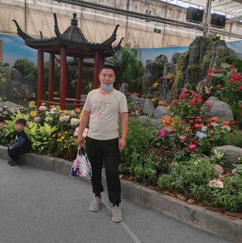 受伤的痴情男的第一张照片--建瓯相亲网