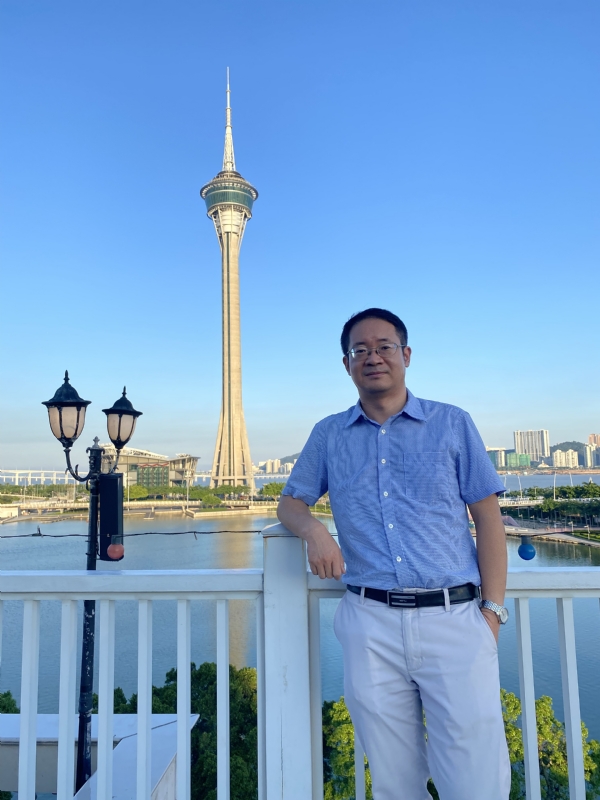 Yangyi的第三张照片--建瓯相亲网