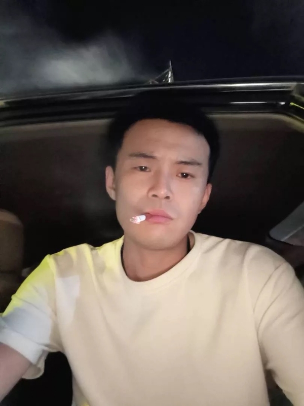 爱睡觉的土拨鼠的第一张照片--建瓯相亲网