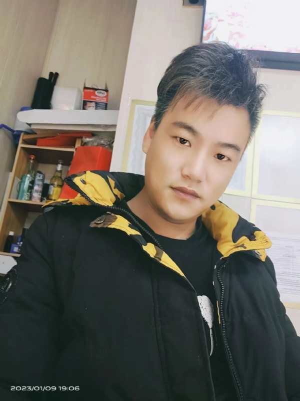孤酒枕愁眼眠的第二张照片--建瓯相亲网