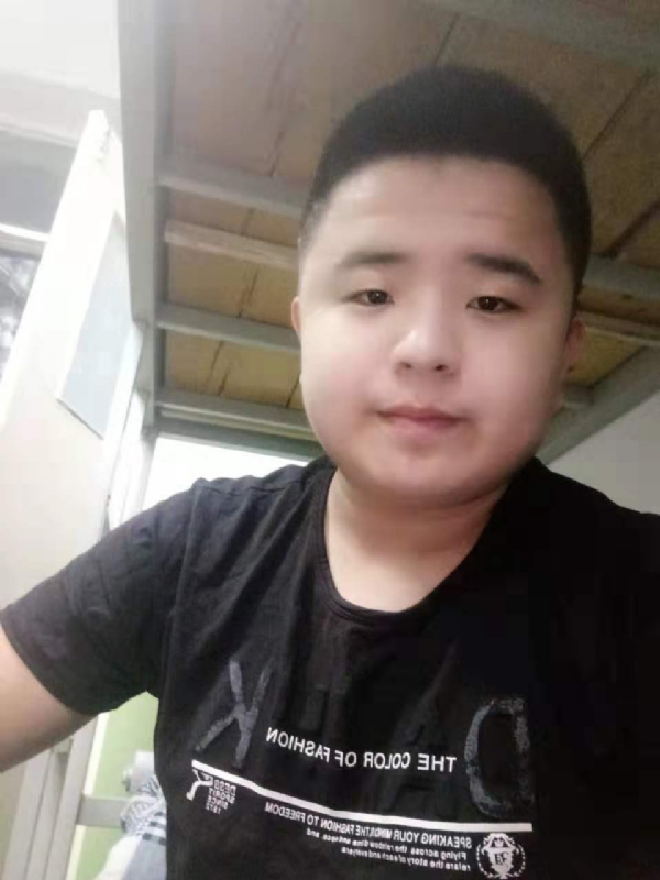 打小就爱淘气的第一张照片--建瓯相亲网
