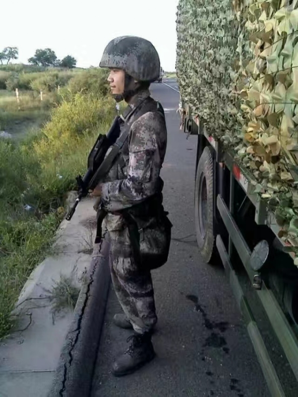 搬砖中的第一张照片--建瓯相亲网